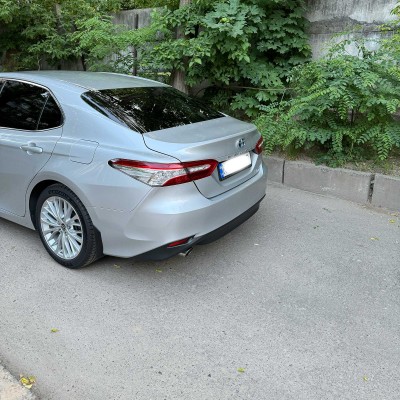 Prime-X SP-02. Toyota Camry XV70 (2018-2024). Сервопривід багажника