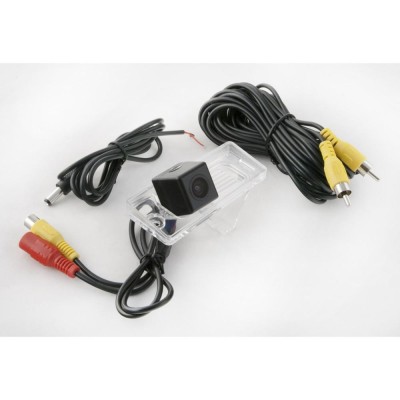 Камера заднего вида iDial CCD-148 Hyunday Santa Fe NEW, Azera