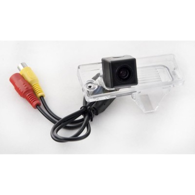 Камера заднего вида iDial CCD-148 Hyunday Santa Fe NEW, Azera