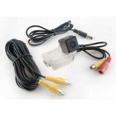 Камера заднего вида iDial CCD-150 Ford Mondeo, Focus, Fiesta, S-MAX